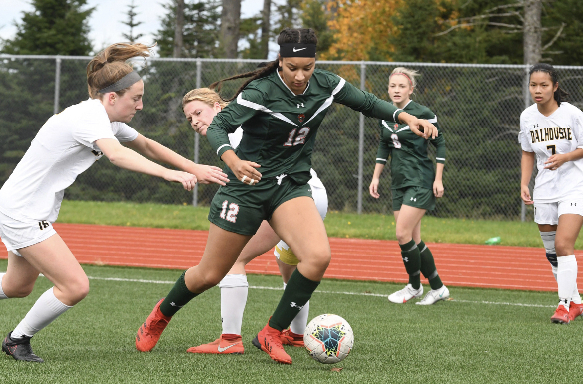 Congratulations to the CAPERS Women's Soccer Team on AUS Gold Cape